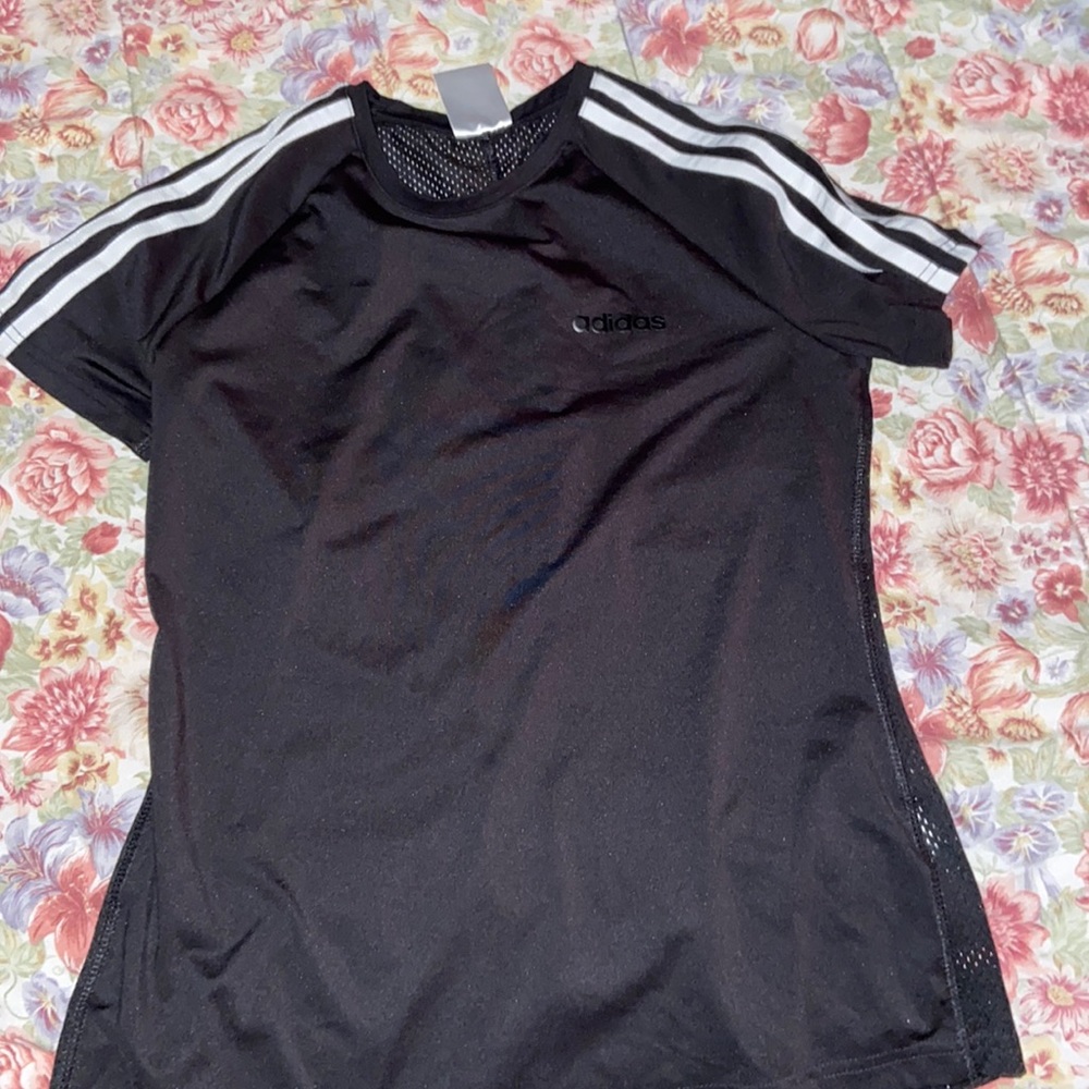 Adidas top